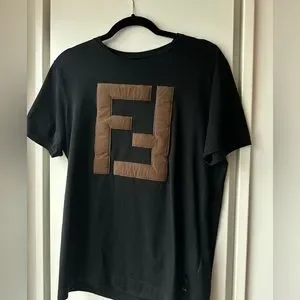 【関税込み】FENDI FF POSTCARDS T-SHIRT ☆関税込み☆ Fendi Ff Postcards Logo T-shirt Fendi Ff